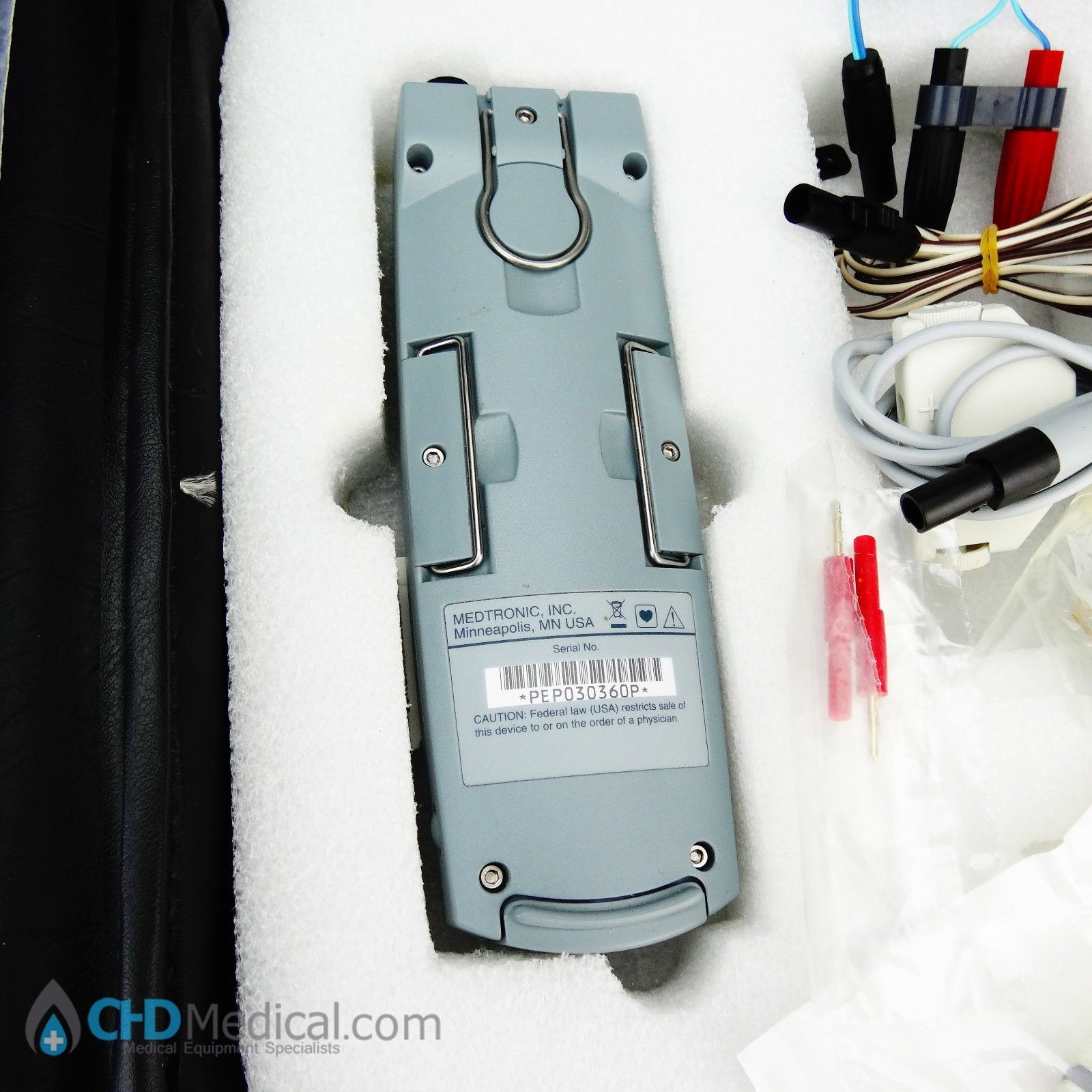 MEDTRONIC-5348-SINGLE-CHAMBER-TEMPORARY-PACEMAKER-W-ACCESSORIES ...