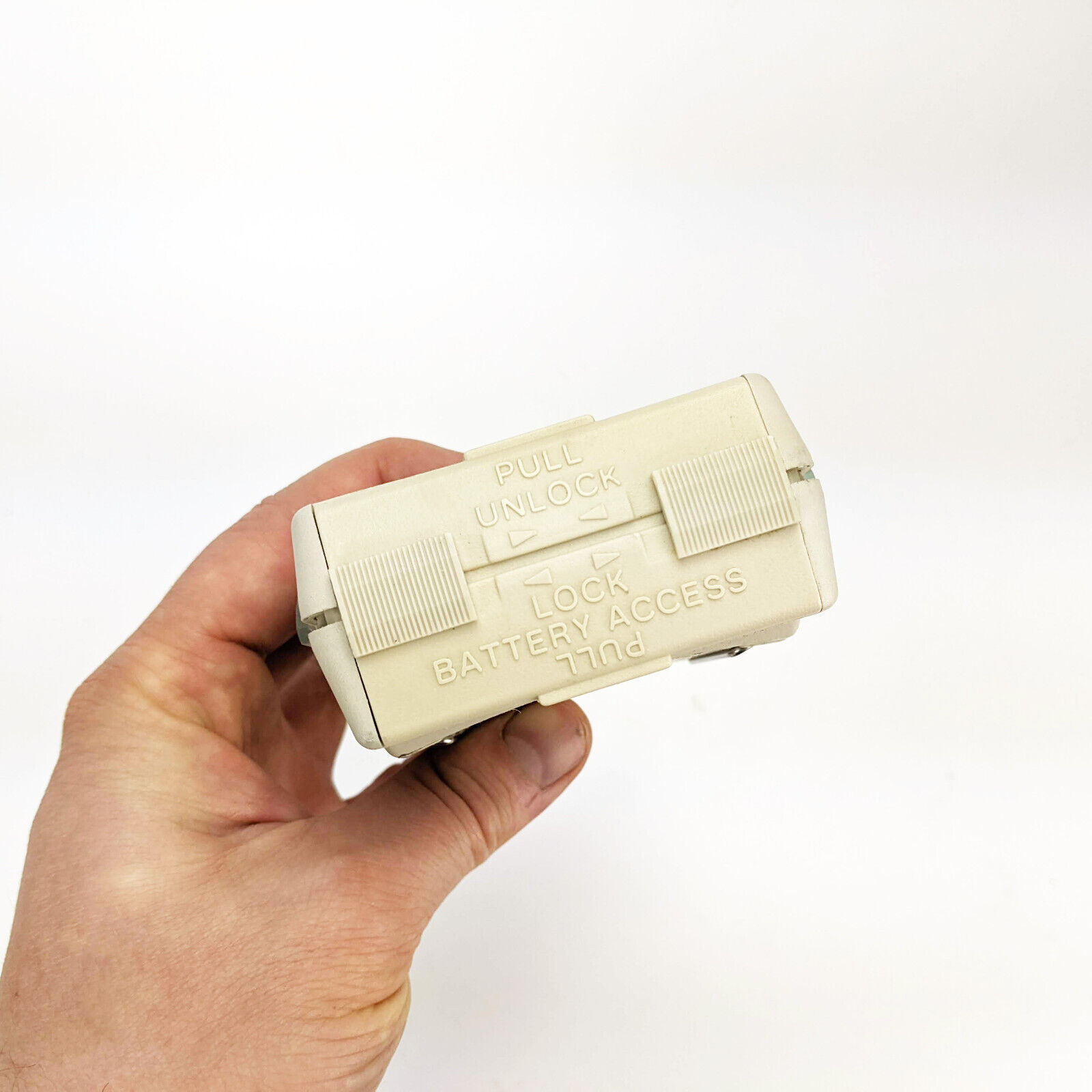 Medtronic-5375-Demand-Pulse-Generator-with-Ventricle-Cable-225011168851-7